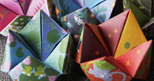 ハロウィンのお菓子入れ物製作を家にある物で簡単に作る方法